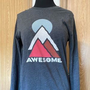HydroFlask Shirt - SIZE M